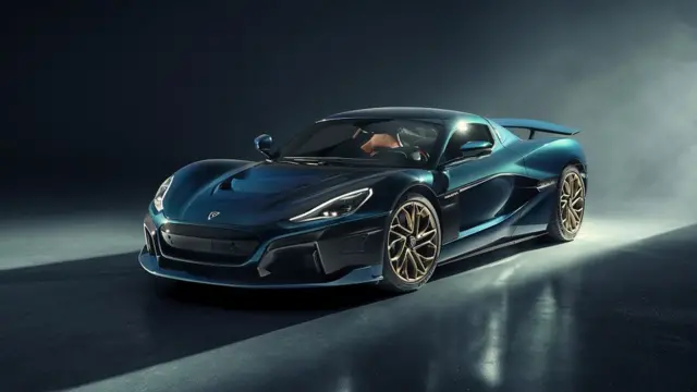 ریماک چهار موتور الکتریکی دارد که در مجموع ۱۹۱۴ اسب بخار نیرو تولید میکند