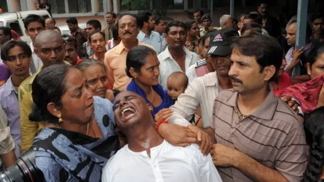 स्थानीय पीड़ित