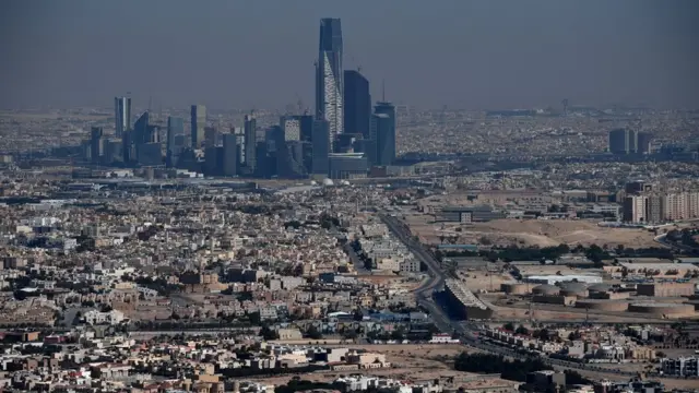 FRANCK FIFE/AFP via Getty Images