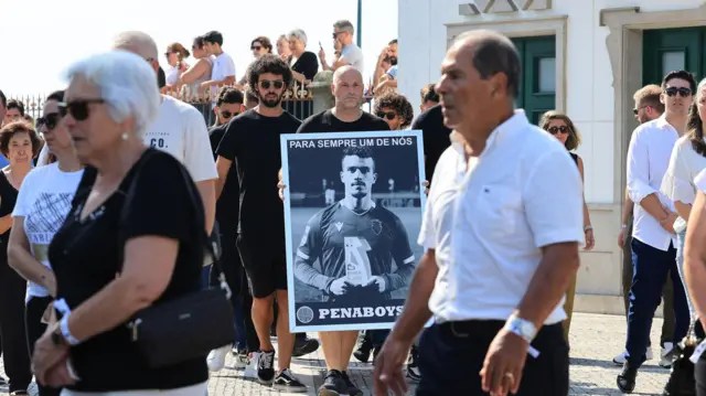 Sahrana dvojice fudbalera