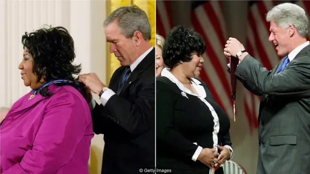 在其职业生涯中，富兰克林被多位美国总统授予荣誉，在获颁发著名的肯尼迪中心终身成就奖时，她既是获奖人，又是表演者。