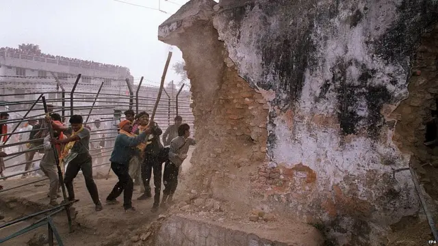 ਬਾਬਰੀ ਮਸਜਿਦ ਢਹਿ-ਢੇਰੀ ਮਾਮਲਾ