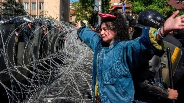 Ermənistan Yerevan Seçkilər İşıqlı Ermənistan Firavan Ermənistan