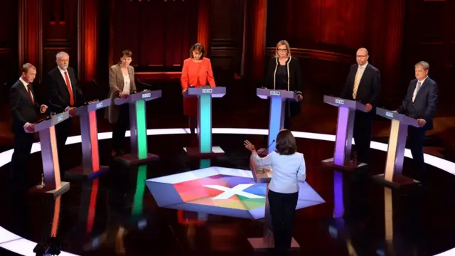 May, kampanya sürecinde Corbyn ve diğer rakipleriyle TV'de karşı karşıya gelmeyi reddetti.