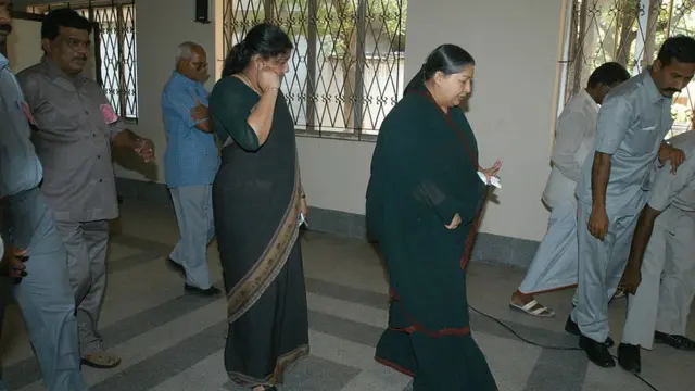 சசிகலாவுடன்