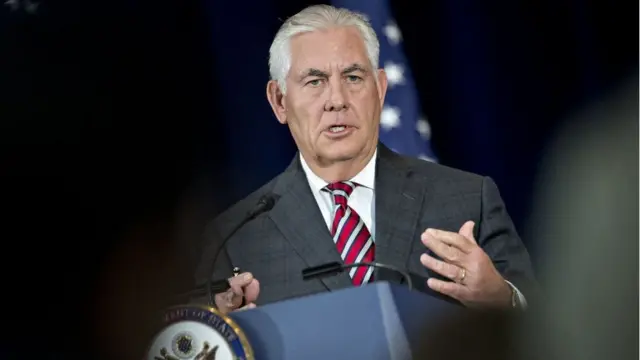 د امریکا د بهرنیو چارو وزیر وايي، ولسمشر ډونلډ ټرمپ د افغانستان د نوې ستراتېژۍ په اړه له خپلو مشاورانو سختې پوښتنې کوي.