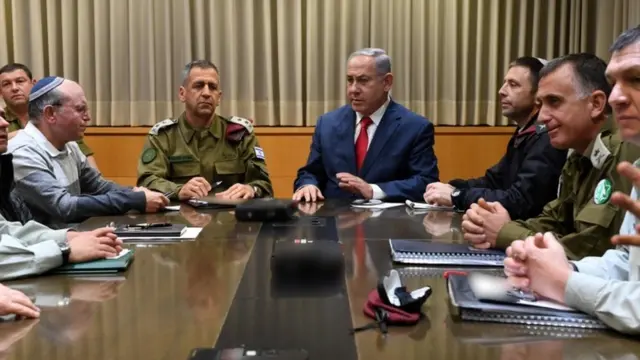 Биньямин Нетаньяху провел совещание