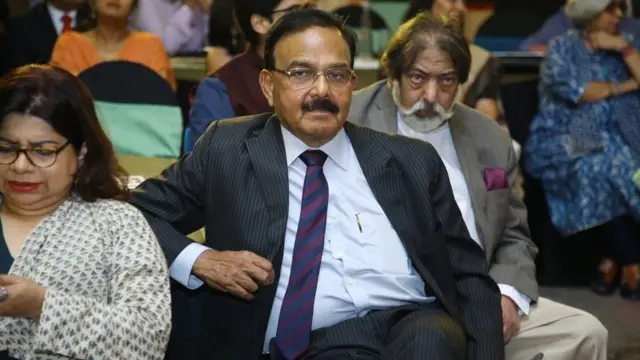 પૂર્વ આઈપીએસ અધિકારી આમોદ કંઠ