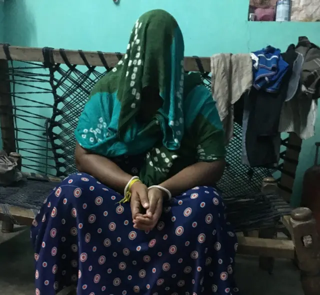 સાધના છારાએ પોતાનો ચહેરો બતાવવાનો ઇન્કાર કર્યો હતો