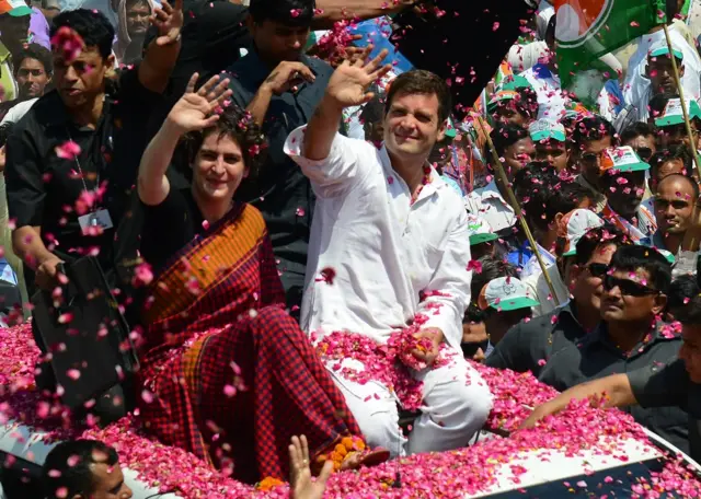 प्रियंका गांधी, राहुल गांधी