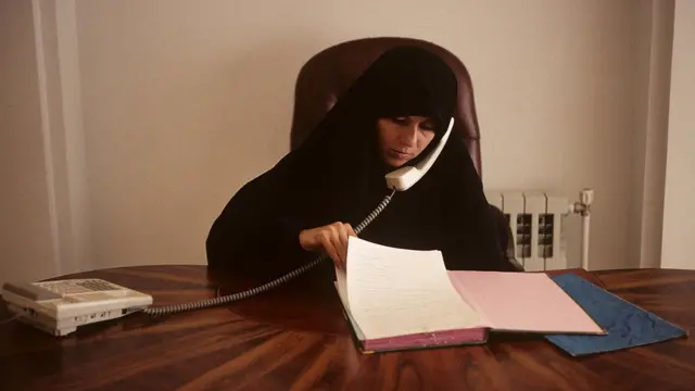 در دفتر نمایندگی در مجلس ششم