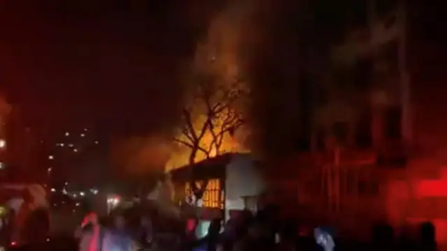 Ifoto igaragaza umuriro mu nyubako i Johannesburg