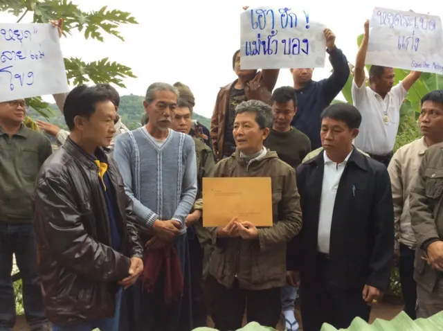 โฮงเฮียนแม่น้ำของ