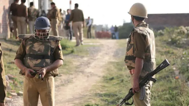 लखनऊ में मुठभेड़