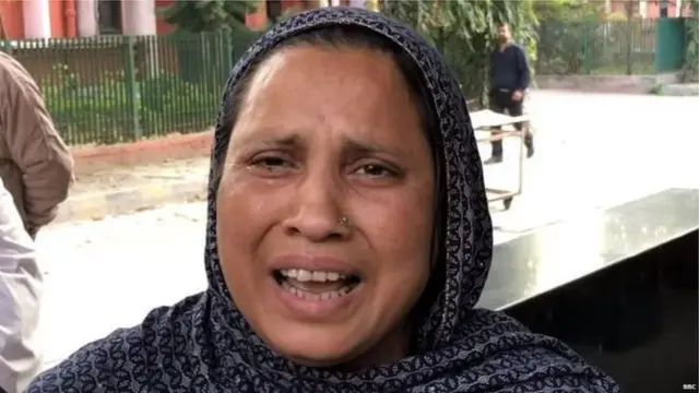 अशफाकच्या नातेवाईक