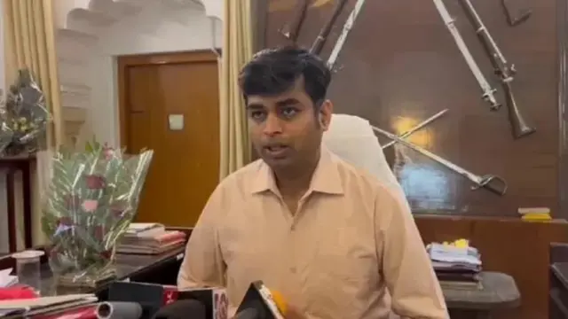 અલવર જિલ્લા કલેક્ટર શિવપ્રસાદ નકાતે