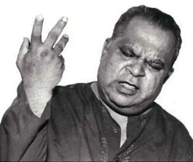 सिंहासन