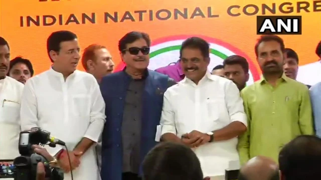 कांग्रेस में शामिल हुए शत्रुघ्न सिन्हा