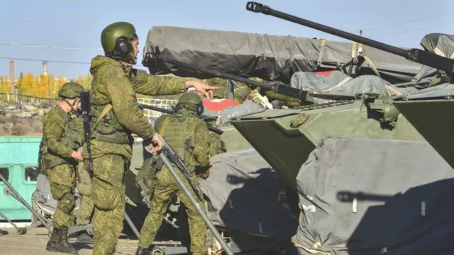 Російські військові