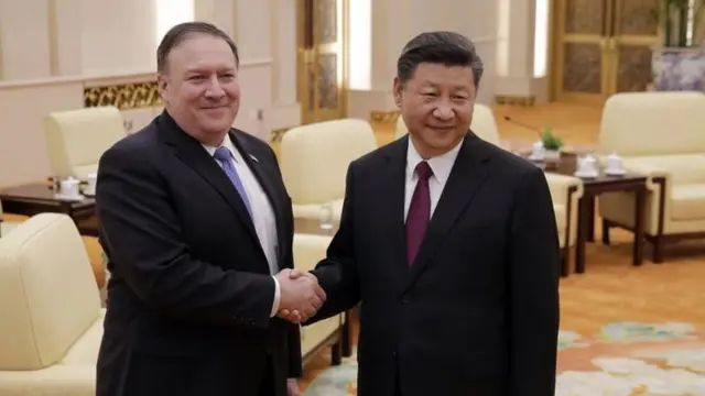 Ngoại trưởng Mỹ Mike Pompeo gặp Chủ tịch Trung Quốc Tập Cận Bình tại Bắc Kinh năm 2018
