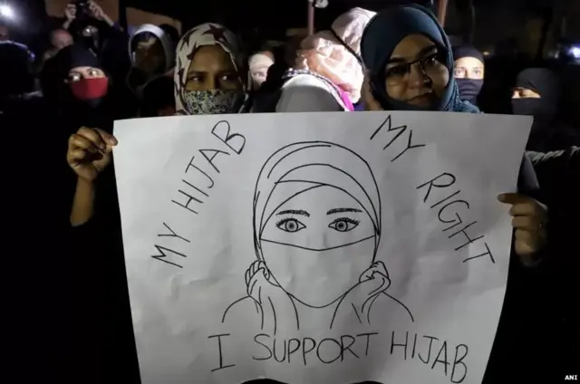 हिजाब, मुस्लिम महिला