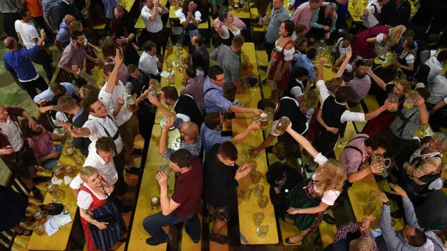 Almanya'da her sonbaharda Oktoberfest'in düzenlendiği Münih kenti de, Instagram fotoğraflarına göre 'Millenials' gençlerinin en çok ziyaret ettiği 10'uncu yer