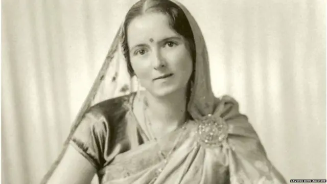 ساوتری دیوی