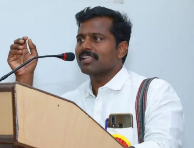 ஆசிரியர்கள் பணிப் பாதுகாப்பு