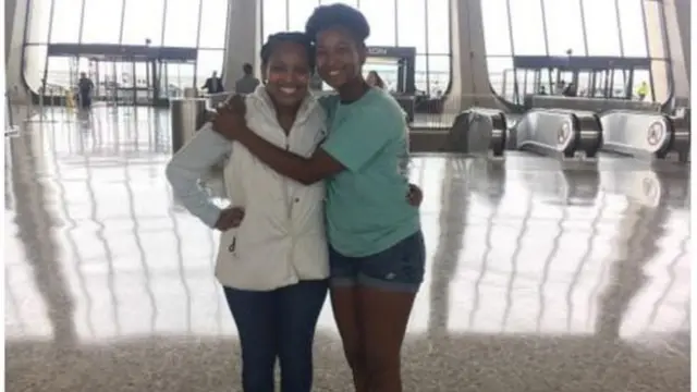 Amaarachii fi obbolettiishee Asteer