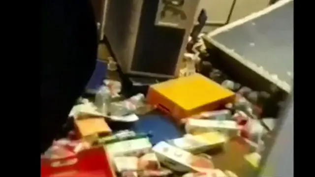 สิ่งของกระจัดกระจาย