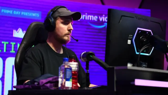 MrBeast en un evento de fanáticos de los videojuegos.
