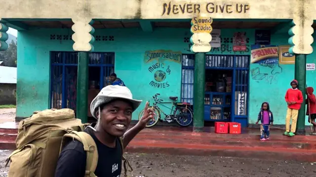 Hyppolite Ntigurirwa