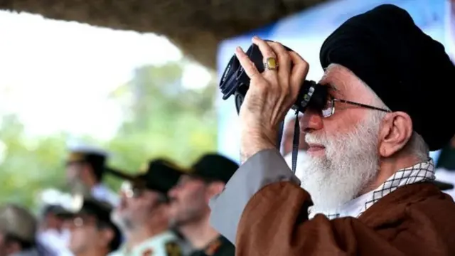 آقای خامنه ای