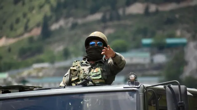 எல்லை கட்டுப்பாட்டு கோட்டை இந்திய எந்தளவிற்கு பாதுகாக்கும்?