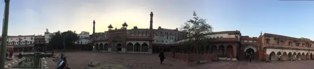 فتحپوري جومات