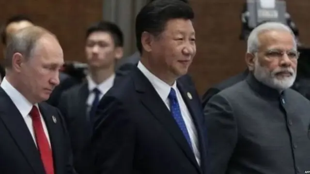 मोदी, जिनपिंग और पुतिन