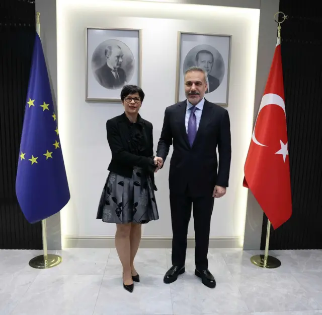 AB’den Türkiye’ye yapılan son resmi ziyaret kapsamında, Avrupa Komisyonu’nun Genişlemeden Sorumlu Üyesi Marta Kos’un 6 Şubat'ta Dışişleri Bakanı Hakan Fidan'la Ankara'da görüşmüştü 