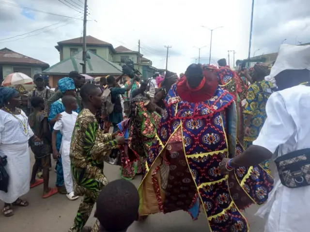 Àwọn oníṣẹ̀ṣe tó ń ṣọdún Ìṣẹ̀ṣe