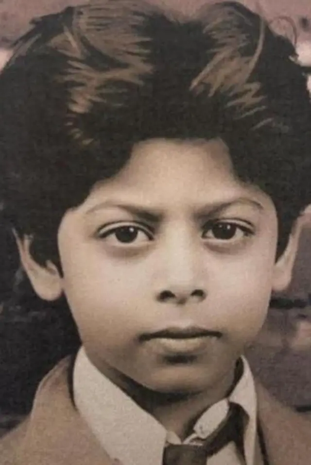 શાહરુખ ખાન બર્થડે સ્પેશિયલ, જન્મદિવસ, શાહરુખ ખાનની કહાણી, શાહરુખ ખાનની ફિલ્મી સફર, શાહરુ ખાનની પહેલી ફિલ્મ કઈ અને કેવી રીતે બ્રેક મળ્યો, બોલીવૂડ, હિંદી ફિલ્મો, કિંગ ખાન, રોમાન્સ કિંગ, બીબીસી ગુજરાતી