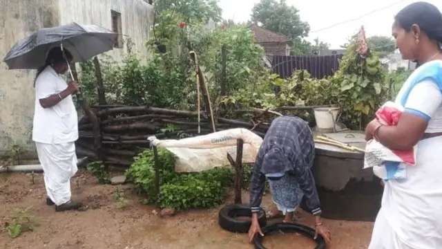 కలరా, డయేరియా రాకుండా ముందస్తు చర్యలు తీసుకుంటున్న ఆరోగ్య కార్యకర్తలు