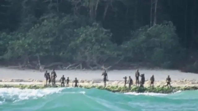 સેન્ટિનલ સમુદાય.