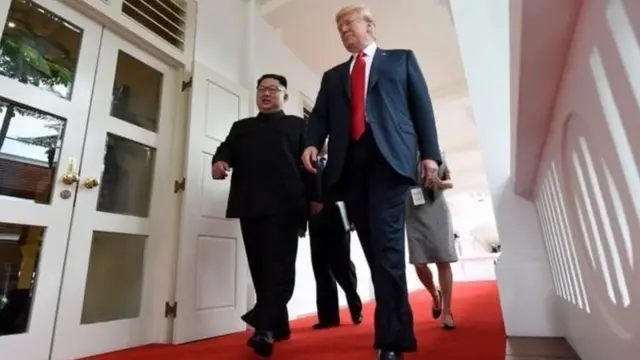 ABŞ prezidenti Donald Trump və Şimali Koreya lideri Kim Jong-un tarixi görüşü