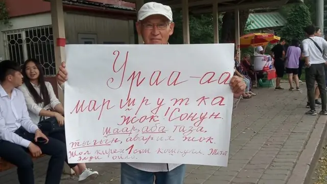 Бишкекте маршруттук таксилердин кызматынын сапаты талаш-талкууларга жем таштап келет