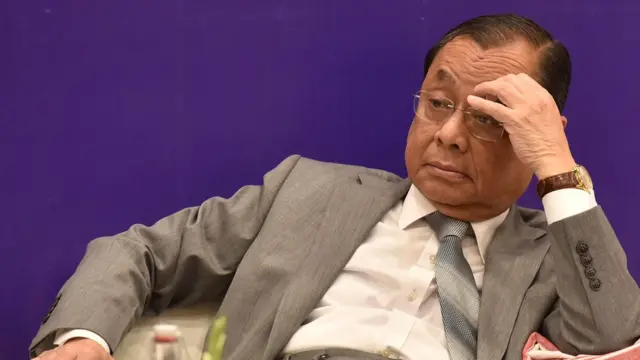 প্রধান বিচারপতি রঞ্জন গগৈকে যৌন লাঞ্ছনার অভিযোগ থেকে মুক্তি দেন অরুণ মিশ্র