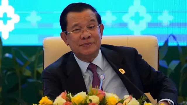 ฮุน เซน สั่งปิดสื่ออิสระแห่งสุดท้ายในกัมพูชา ฐาน "ทำร้าย" ชื่อเสียงครอบครัว - BBC News ไทย