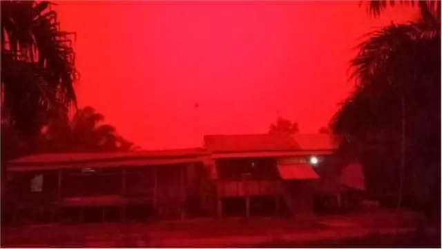 ఇండోనేషియా ఆకాశం రక్తం