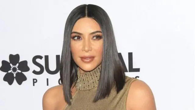 คิม คาร์ดาเชียน เป็นหนึ่งในผู้มีอิทธิพลในสื่อสังคมออนไลน์