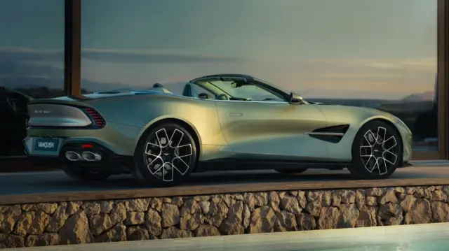 آستون مارتین هر سال فقط هزار دستگاه از مدل کوپه و روباز ونکویش تولید می‌کند