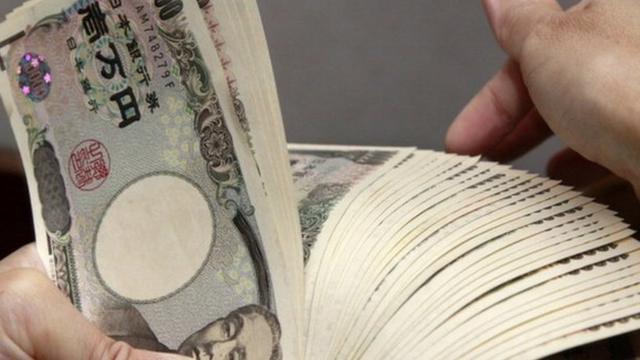 این تصمیم باعث می‌شود که مشتریان بانک های ژاپنی امکان معامله با ایران را نداشته باشند
