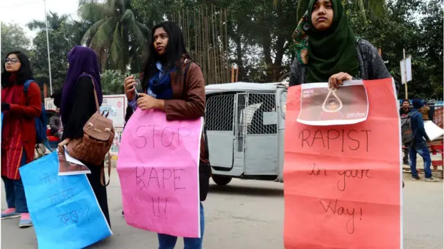 ধর্ষণের বিরুদ্ধে প্রতিবাদ।